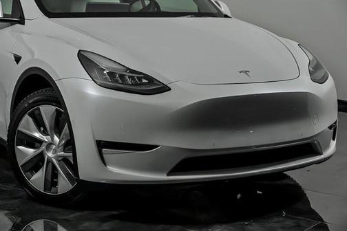 Pearl White Multi-Coat 2021 Tesla Model Y Long Range Dual Motor All-Wheel Drive