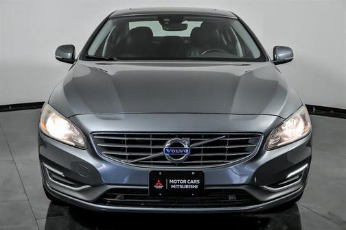 Osmium Grey Metallic 2018 Volvo S60 Inscription T5
