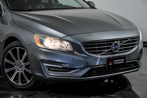 Osmium Grey Metallic 2018 Volvo S60 Inscription T5