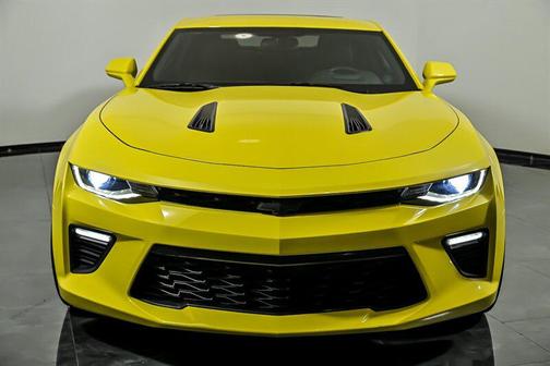 Bright Yellow 2016 Chevrolet Camaro 2SS