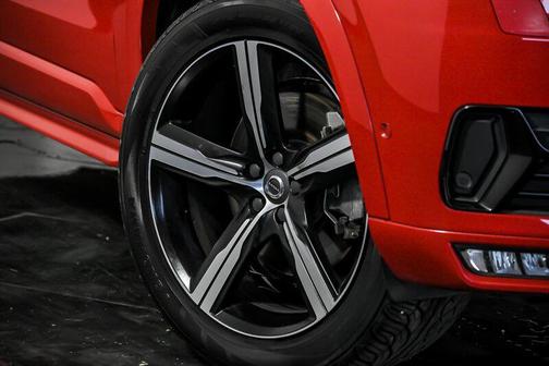 Passion Red 2016 Volvo XC90 T6 R-Design