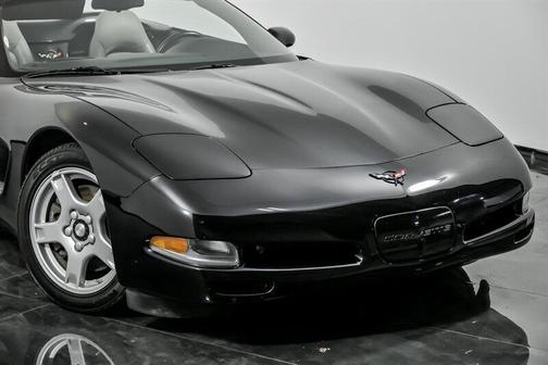 1998 Chevrolet Corvette Base