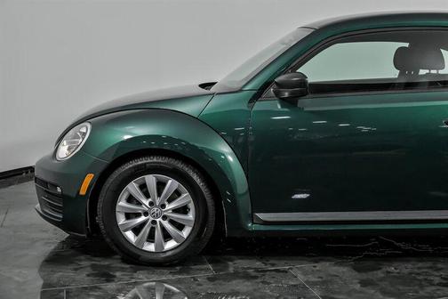 2018 Volkswagen Beetle 2.0T S