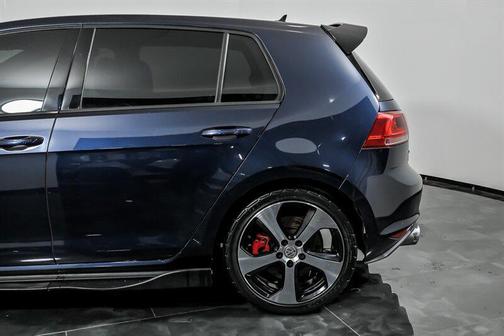 Night Blue Metallic 2016 Volkswagen Golf GTI 2.0T S 4-Door