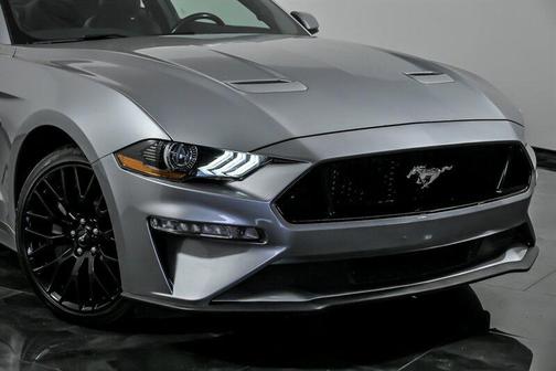 Iconic Silver Metallic 2022 Ford Mustang GT Premium