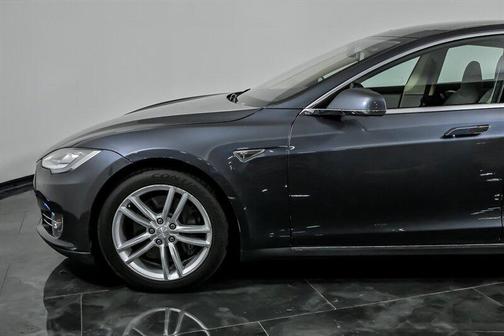 2014 Tesla Model S 85
