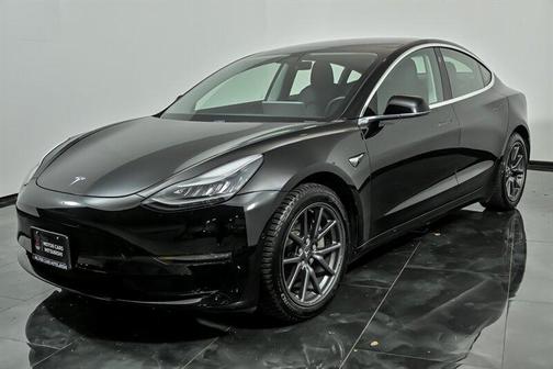 Obsidian Black Metallic 2018 Tesla Model 3 Long Range