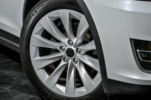 2020 Tesla Model X Long Range Plus Dual Motor All-Wheel Drive