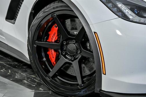 Arctic White 2017 Chevrolet Corvette Z06