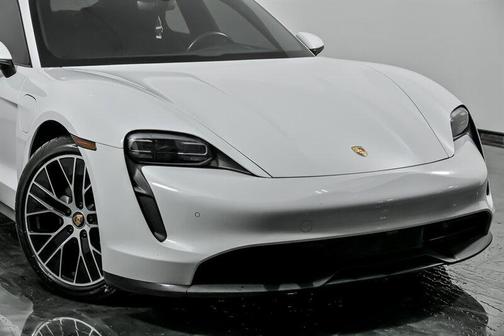 2021 Porsche Taycan 
