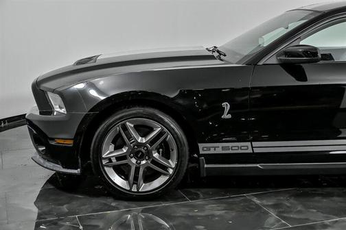 2010 Ford Shelby GT500 Base