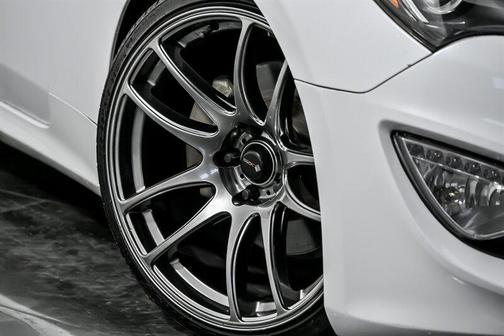 2015 Hyundai Genesis Coupe 3.8 Base