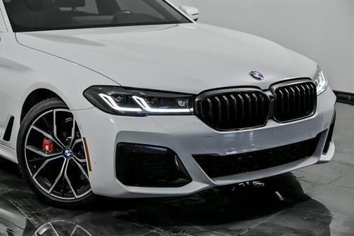 2022 BMW 530 i xDrive