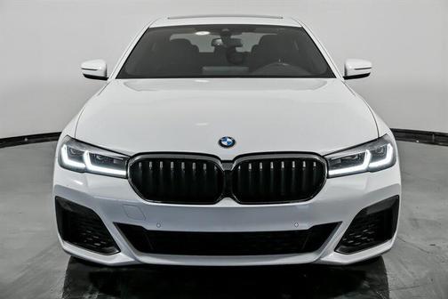 2022 BMW 530 i xDrive