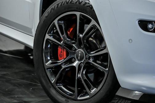 Bright White Clearcoat 2014 Jeep Grand Cherokee SRT