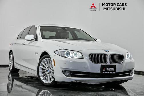 Alpine White 2011 BMW 535 535i