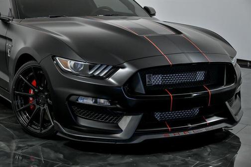 Shadow Black 2017 Ford Shelby GT350 Base