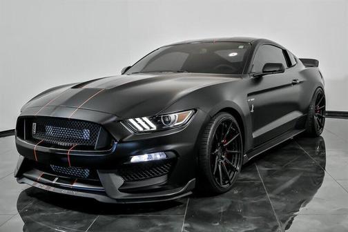 Shadow Black 2017 Ford Shelby GT350 Base
