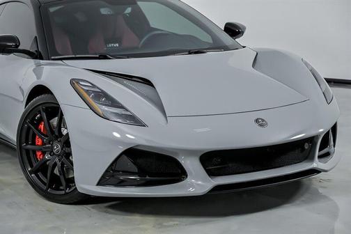 2025 Lotus Emira V6