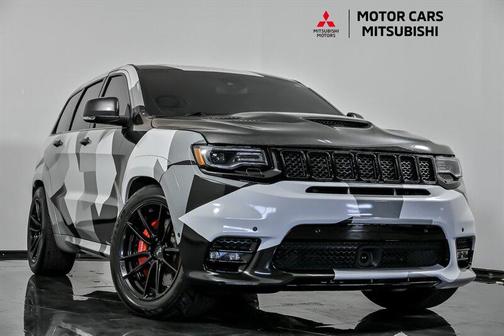 Granite Crystal Metallic Clearcoat 2020 Jeep Grand Cherokee SRT