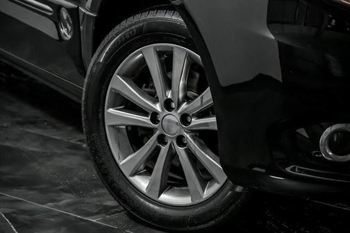 2016 Mercedes-Benz Metris Base