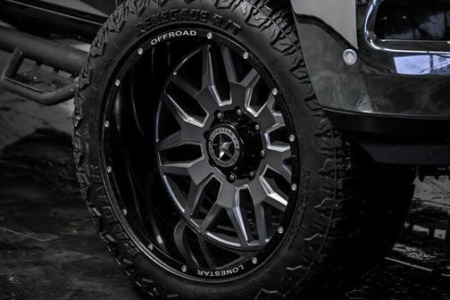 2017 RAM 2500 Laramie Crew Cab 4x4 6'4' Box