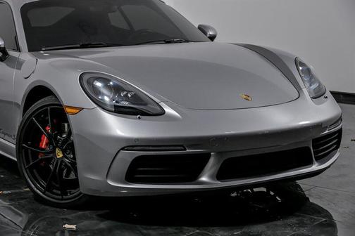 2018 Porsche 718 Cayman S