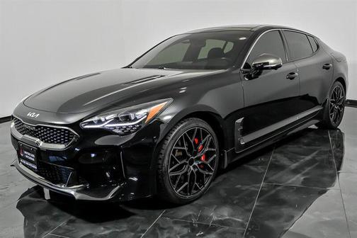 Aurora Black 2022 Kia Stinger GT2
