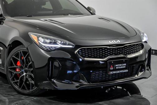 Aurora Black 2022 Kia Stinger GT2