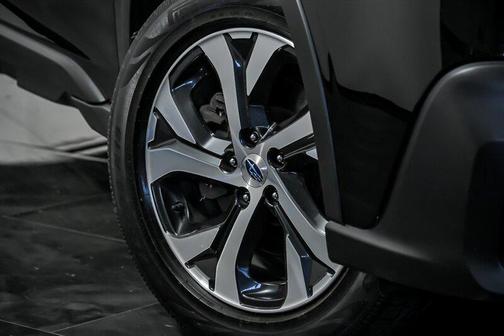 Crystal Black Silica 2022 Subaru Outback Limited XT