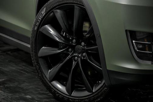 2020 Tesla Model X Long Range Plus Dual Motor All-Wheel Drive