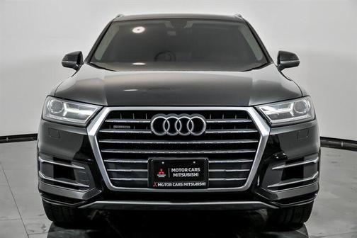 Orca Black Metallic 2018 Audi Q7 3.0T Premium Plus