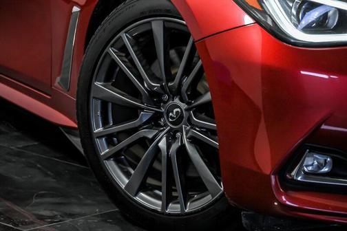 Dynamic Sunstone Red 2017 INFINITI Q60 3.0t Red Sport 400