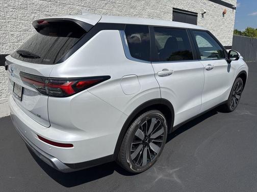 2025 Mitsubishi Outlander SE 2.5 S-AWC