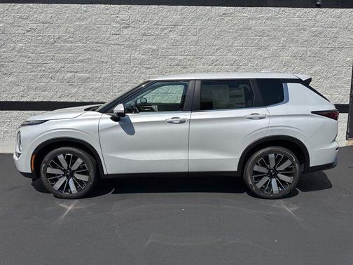 2025 Mitsubishi Outlander SE 2.5 S-AWC