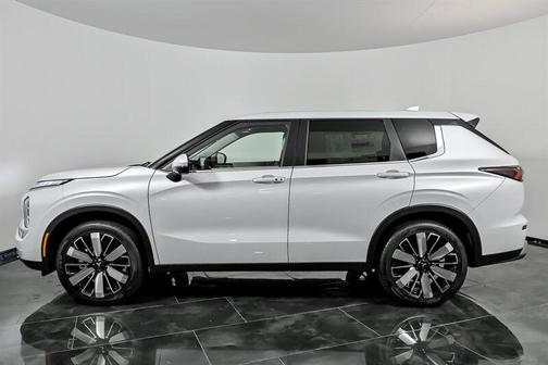 2025 Mitsubishi Outlander SE 2.5 S-AWC