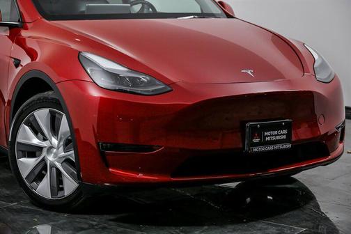 2023 Tesla Model Y Long Range Dual Motor All-Wheel Drive