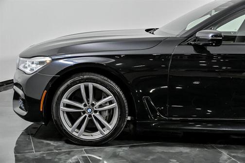 2018 BMW 750 i xDrive