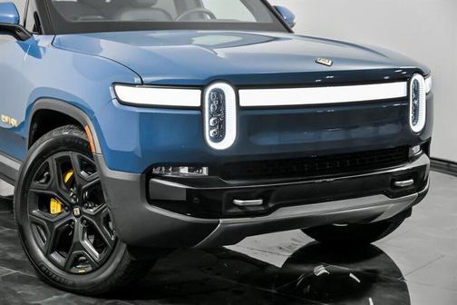 2022 Rivian R1T Adventure