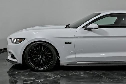 2017 Ford Mustang GT Premium