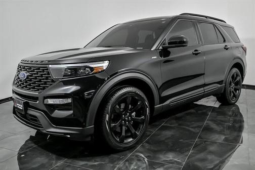 2023 Ford Explorer ST-Line