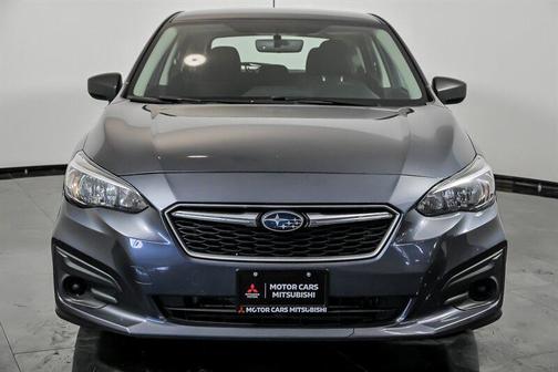 Carbide Gray Metallic 2017 Subaru Impreza 2.0i