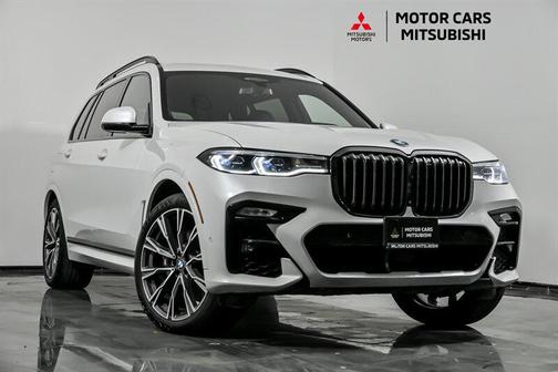 2022 BMW X7 M50i