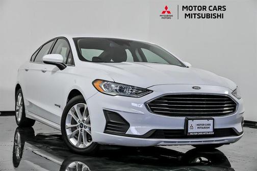 Oxford White 2019 Ford Fusion Hybrid SE