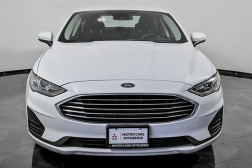 Oxford White 2019 Ford Fusion Hybrid SE