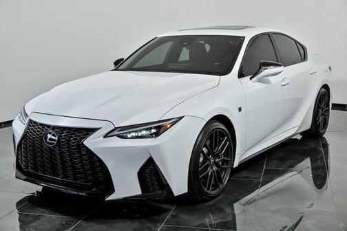 2023 Lexus IS 500 