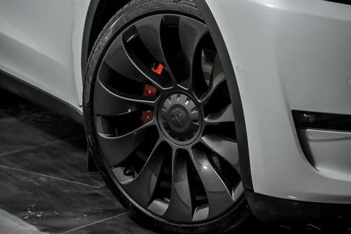 2022 Tesla Model Y Performance Dual Motor All-Wheel Drive