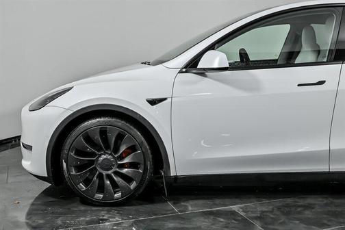 2022 Tesla Model Y Performance Dual Motor All-Wheel Drive