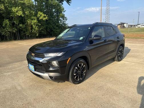Mosaic Black Metallic 2023 Chevrolet Trailblazer LT