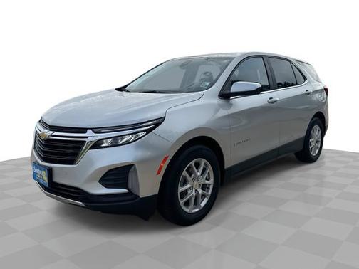 Silver Ice Metallic 2022 Chevrolet Equinox LT